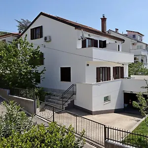 2362a Selce